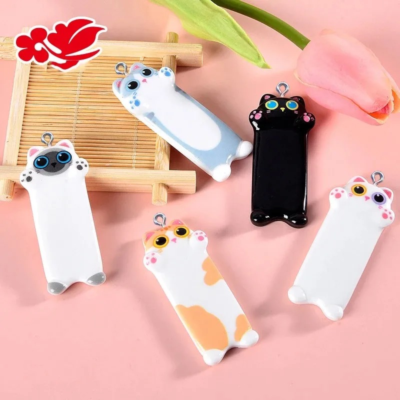 5pcs Lovely Cartoon Cat Resin  - Resin Art Keychain recension och pris
