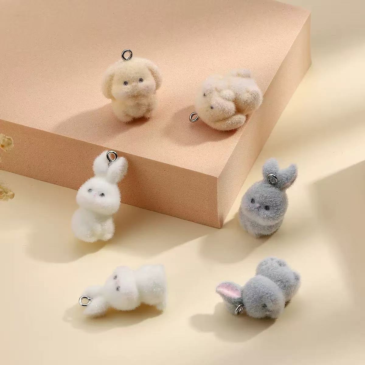 10pcs Flocking Little Rabbit R - Resin Art Keychain recension och pris